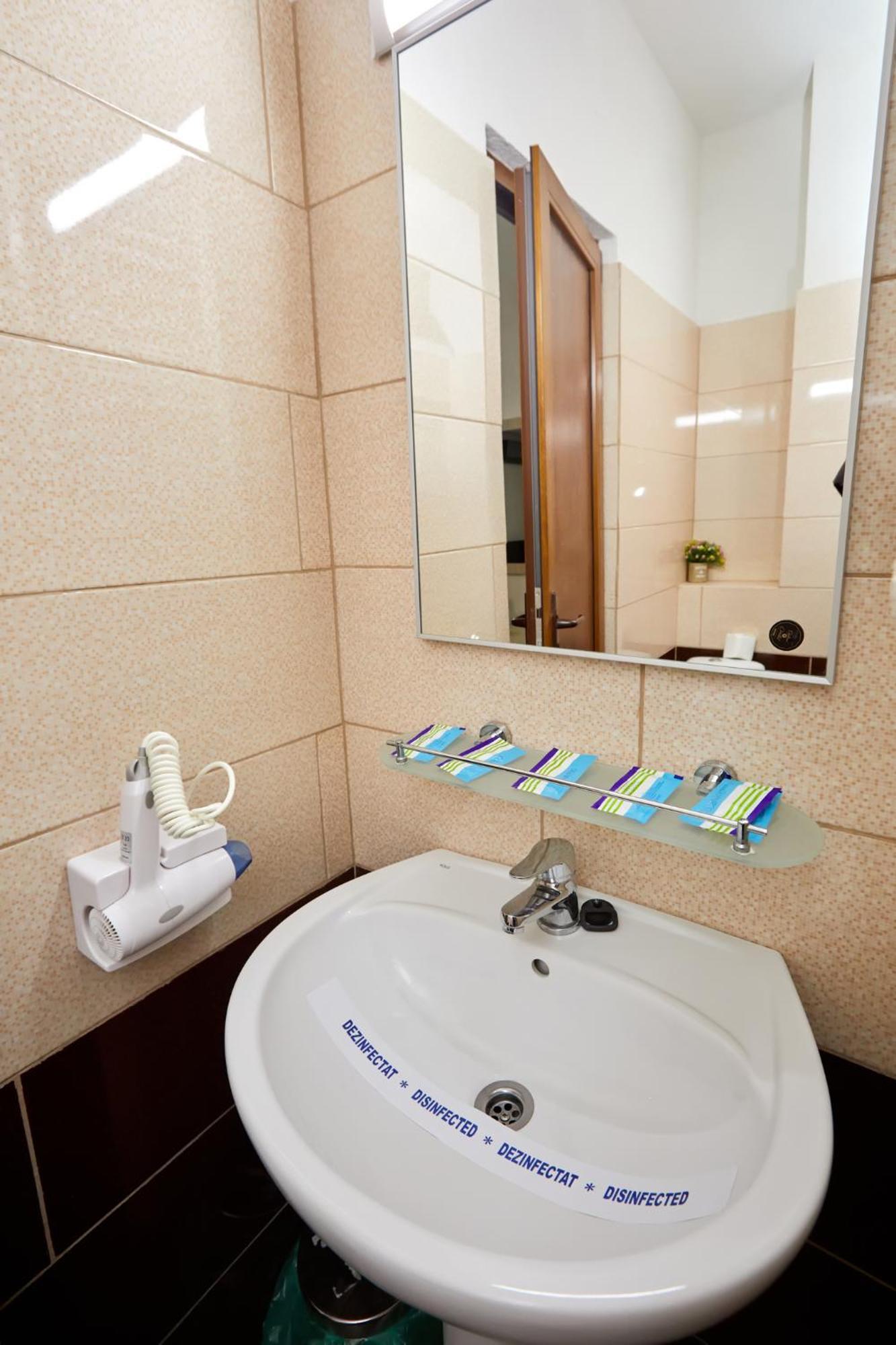 Hotel Coralis 데포리노드 외부 사진