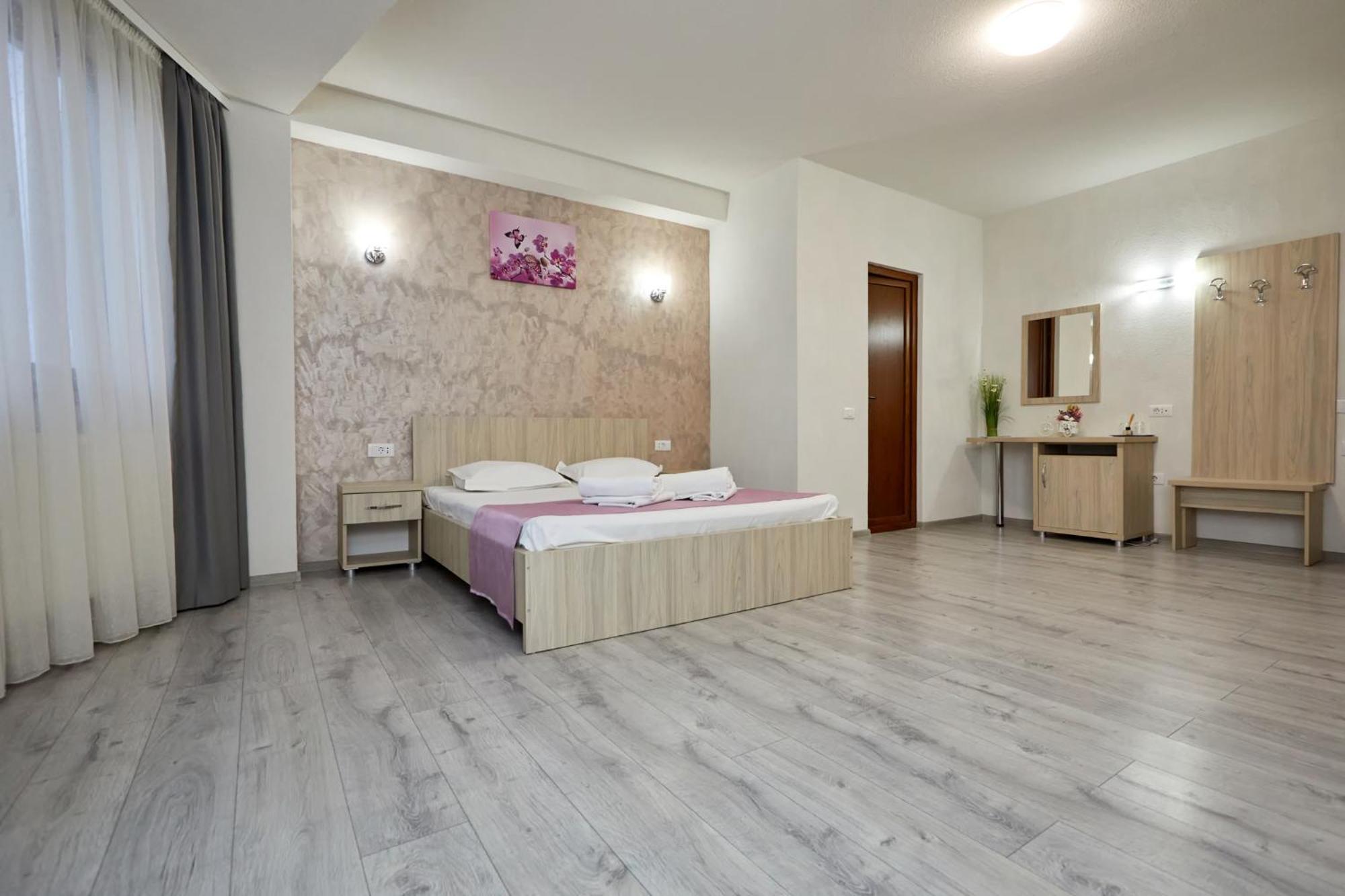 Hotel Coralis 데포리노드 외부 사진