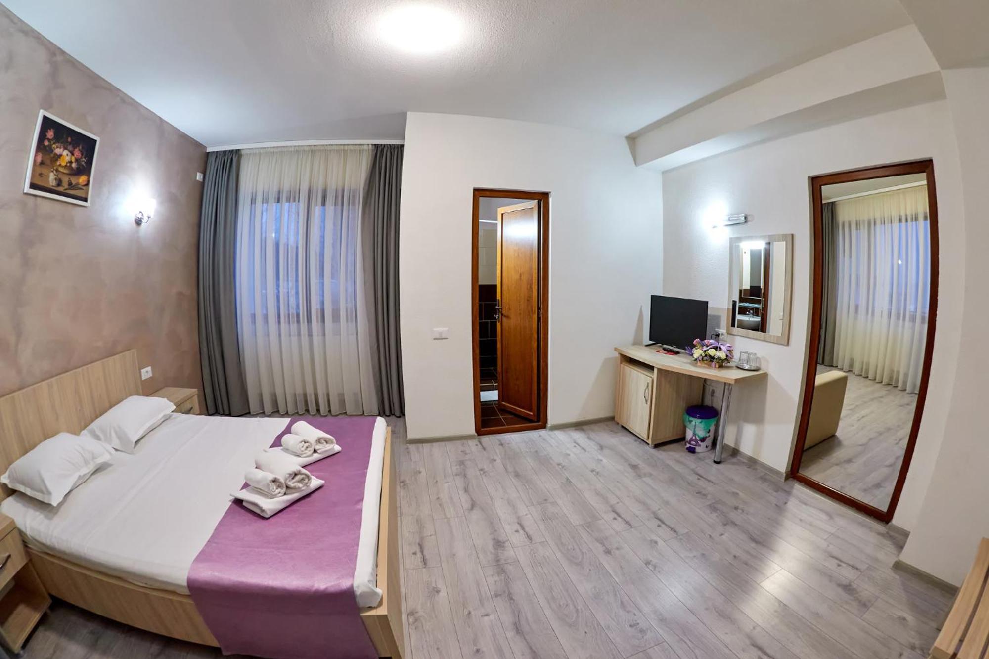 Hotel Coralis 데포리노드 외부 사진