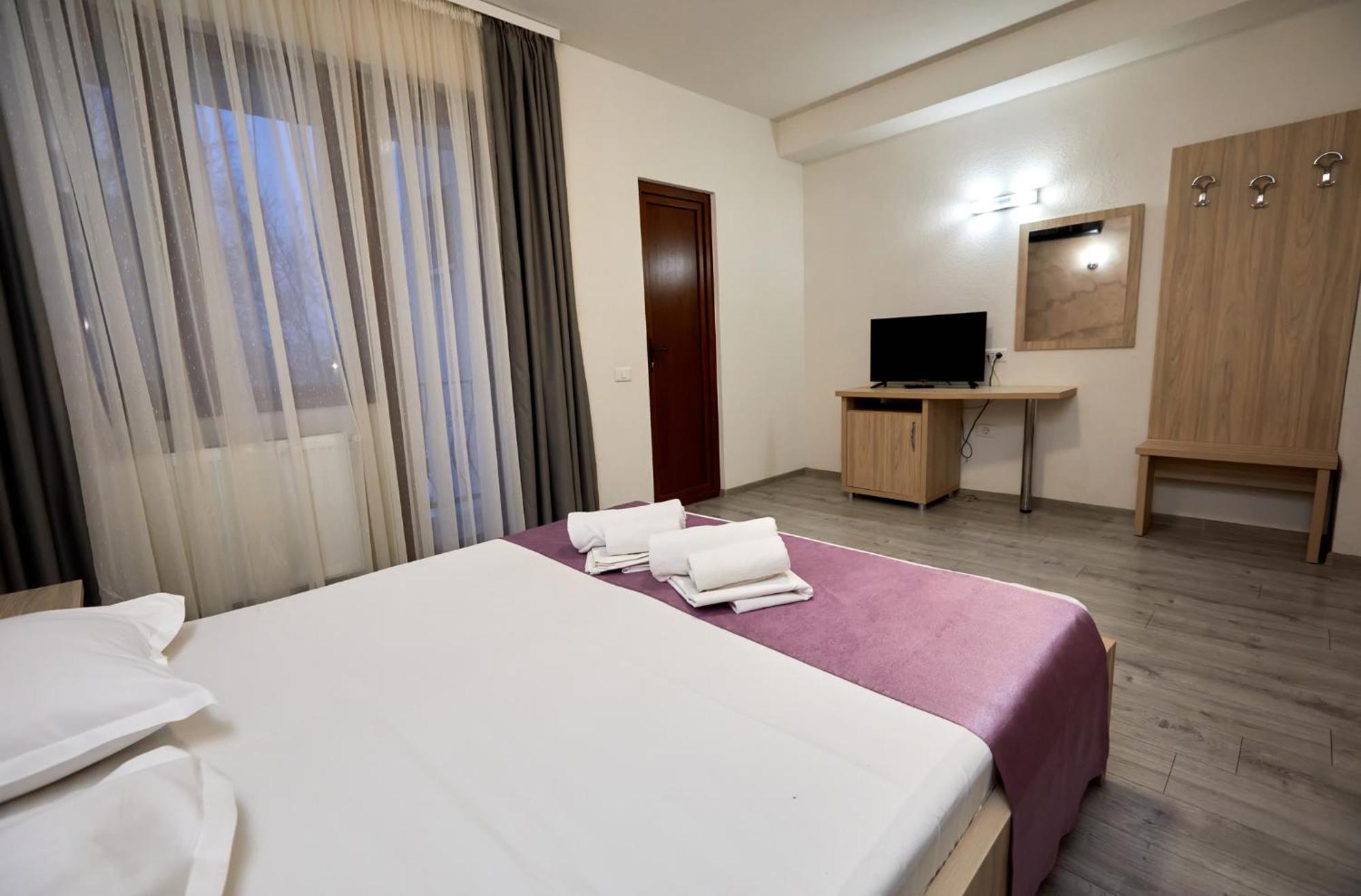 Hotel Coralis 데포리노드 외부 사진